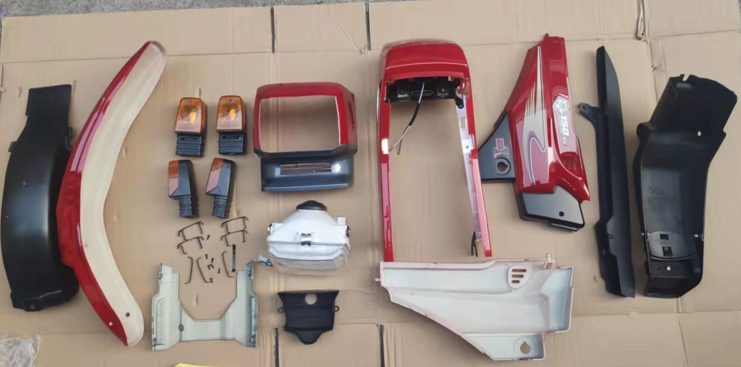 CGL whole car plastic parts red