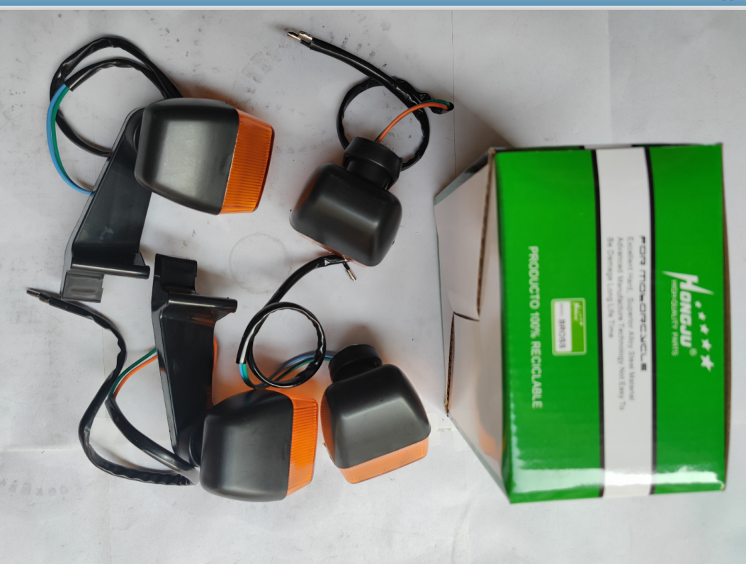 X4 BROSS turn lights